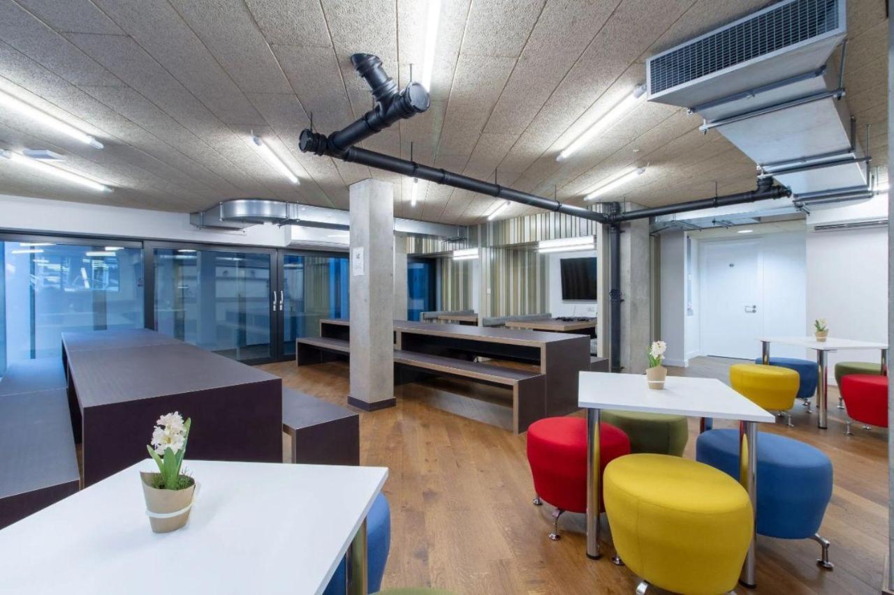 En Suite Rooms & Studios, Coventry - Sk Luaran gambar