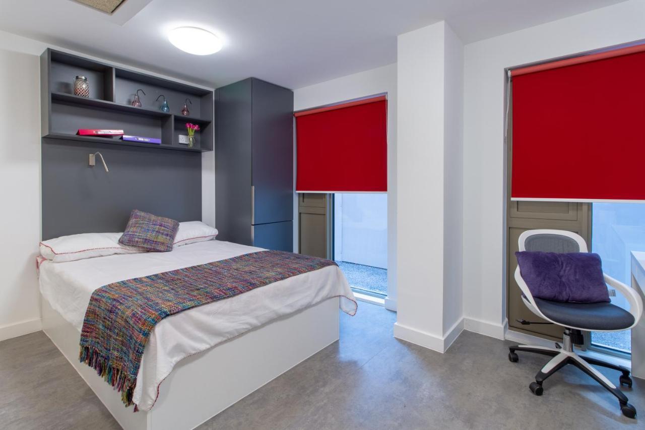 En Suite Rooms & Studios, Coventry - Sk Luaran gambar